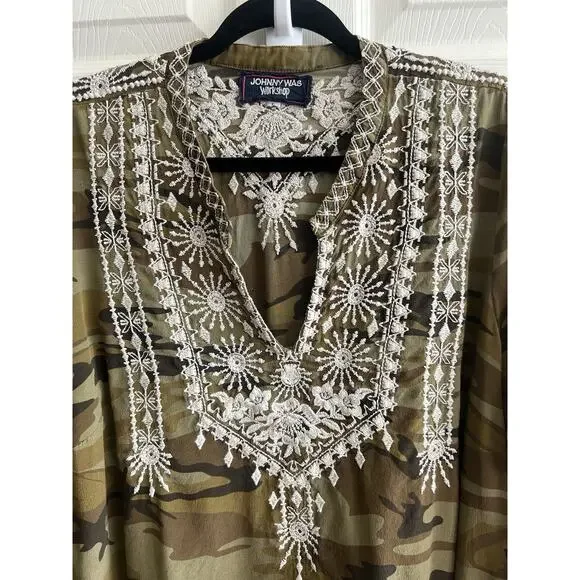 JOHNNY WAS Workshop 100% Silk Ciro Camo Embroidered Flare Sleeve Tunic Blouse - Picture 6 of 15